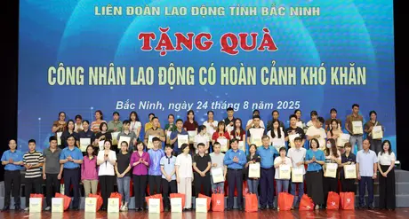 Phát huy vai trò của tổ chức Công đoàn trong chăm lo, bảo vệ quyền lợi người lao động