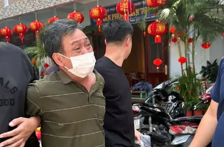 Khởi tố, bắt giam nghi phạm sát hại 4 người thân tại Phú Xuyên