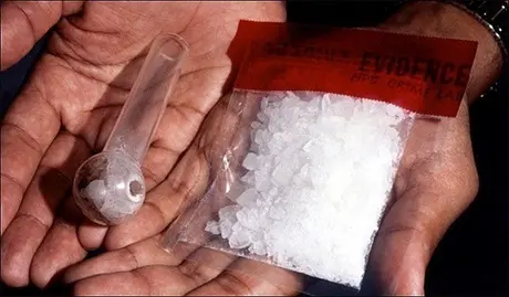 Khởi tố vụ án vận chuyển 3kg ma túy đá và 40.000 viên ma túy tổng hợp