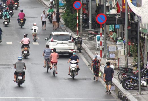 Bộ Công an đề xuất 27 hành vi bị cấm khi tham gia giao thông