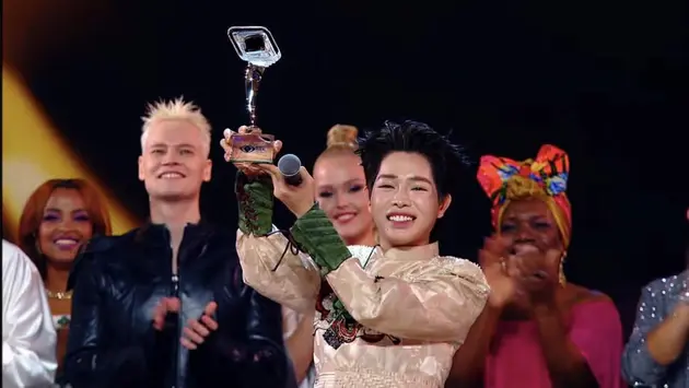 Đức Phúc giành giải thưởng khủng 9 tỷ đồng tại cuộc thi âm nhạc Intervision 2025