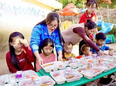 Advancing education reform in ethnic minority areas