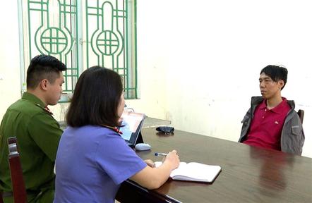 Nhanh chóng khống chế, bắt giữ đối tượng cướp tiệm vàng tại tỉnh Phú Thọ