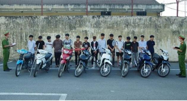 Bắt nhóm 19 đối tượng gây rối trật tự công cộng
