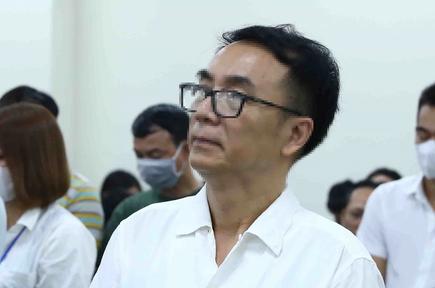 Vụ sách giả: Tuyên y án sơ thẩm 9 năm tù đối với bị cáo Trần Hùng