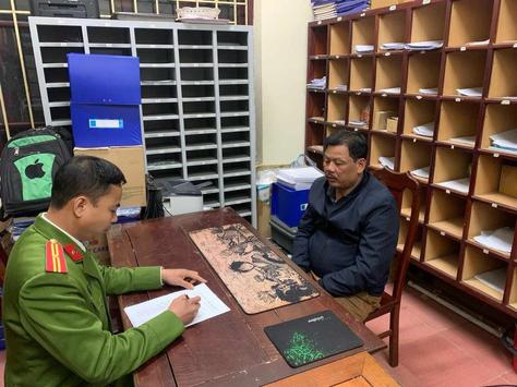 Xử lý lái xe bỏ chạy, đâm vào đuôi xe cảnh sát giao thông