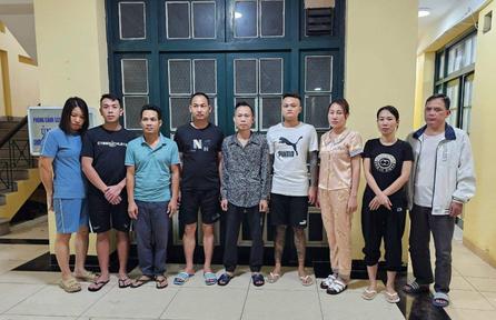 Triệt phá ổ nhóm tổ chức đánh bạc lên tới hơn 1.000 tỷ đồng tại Hà Nội