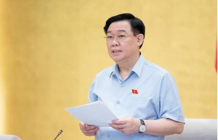 Ban Chấp hành Trung ương Đảng đồng ý để đồng chí Vương Đình Huệ thôi giữ các chức vụ