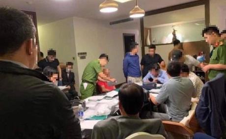 Đề nghị truy tố 2 Phó chủ tịch hiệp hội golf đánh bạc trong khách sạn