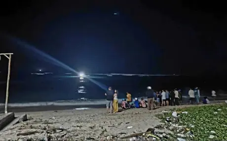 Chèo thuyền ở tại khu vực cấm, 2 du khách bị mất tích tại huyện đảo Phú Quý