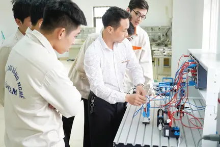 Đào tạo nghề gắn với sinh kế và thế mạnh địa phương: Hướng đi bền vững trong giảm nghèo