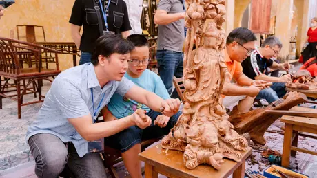 Làng nghề tôn vinh giá trị truyền thống, khơi dậy khát vọng đổi mới