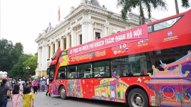 Hà Nội: Miễn phí xe buýt 2 tầng, tặng quà du khách viếng Lăng Bác dịp nghỉ lễ 2/9