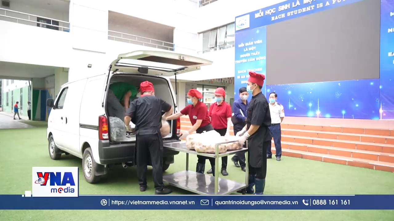 Hà Nội kiểm soát, chặn thực phẩm bẩn vào trường học