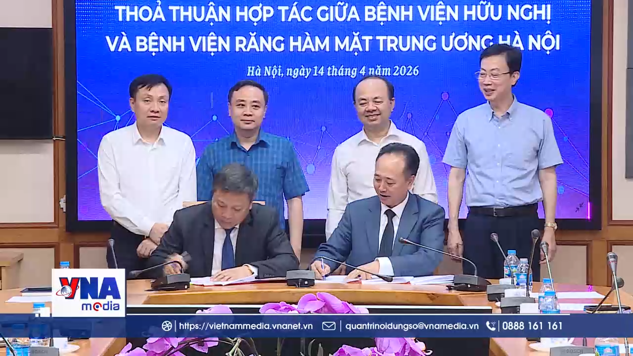 Tăng cường chăm sóc răng miệng người cao tuổi