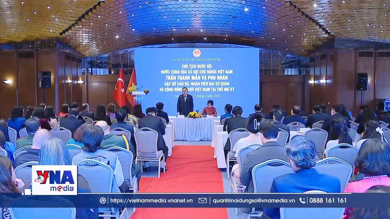 Chủ tịch Quốc hội Trần Thanh Mẫn gặp gỡ cộng đồng người Việt Nam tại Thổ Nhĩ Kỳ