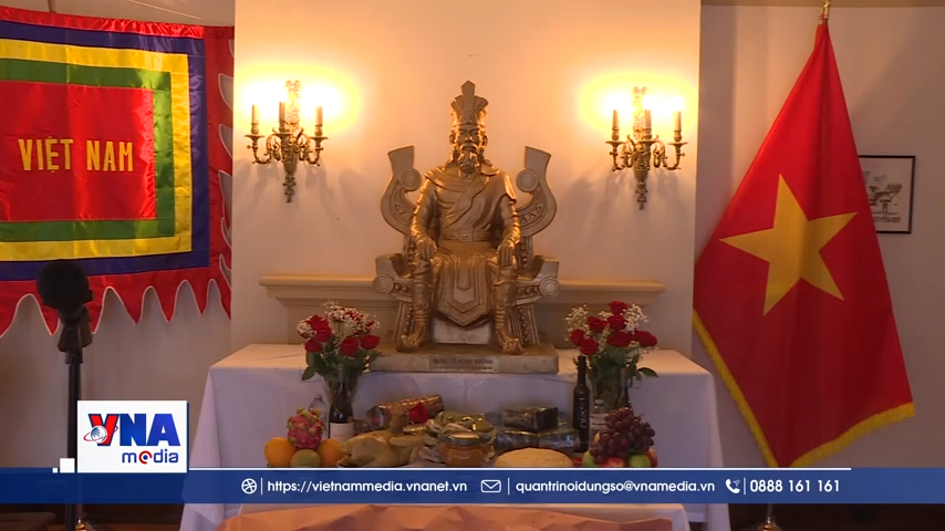 Từ Canada hướng về đất Tổ