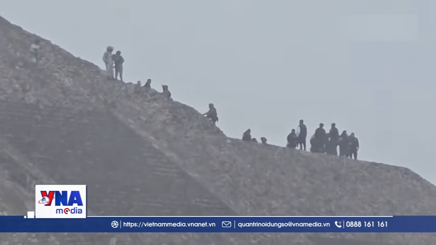 Xả súng tại khu du lịch Mexico