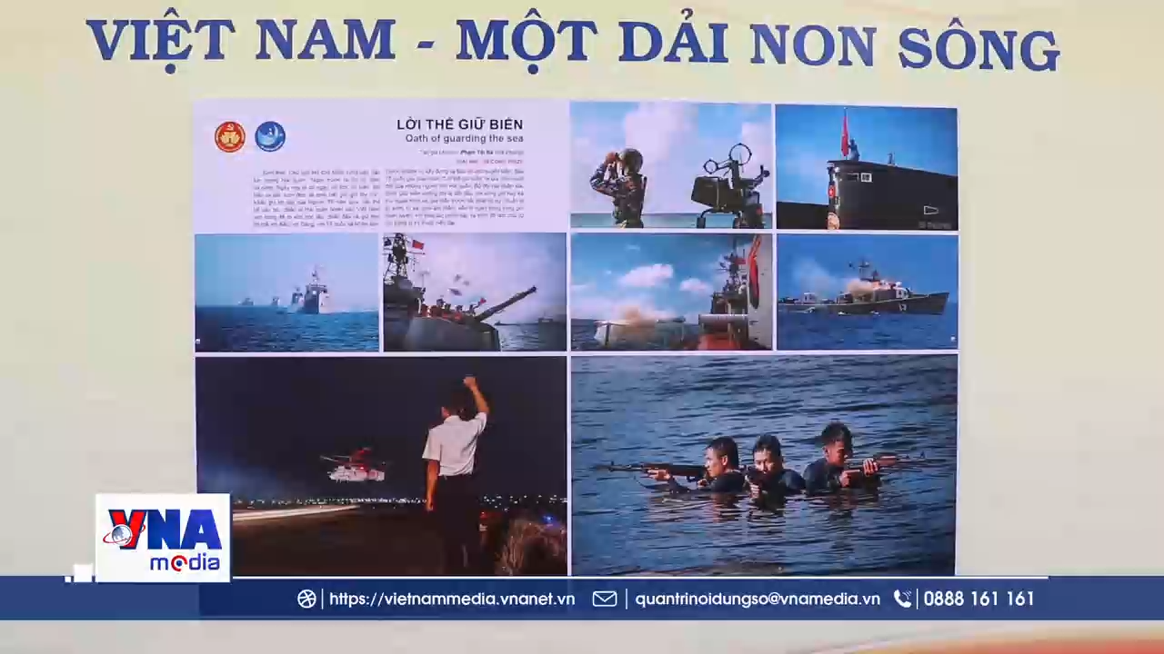 Khai mạc Triển lãm ảnh “Việt Nam - Một dải non sông”