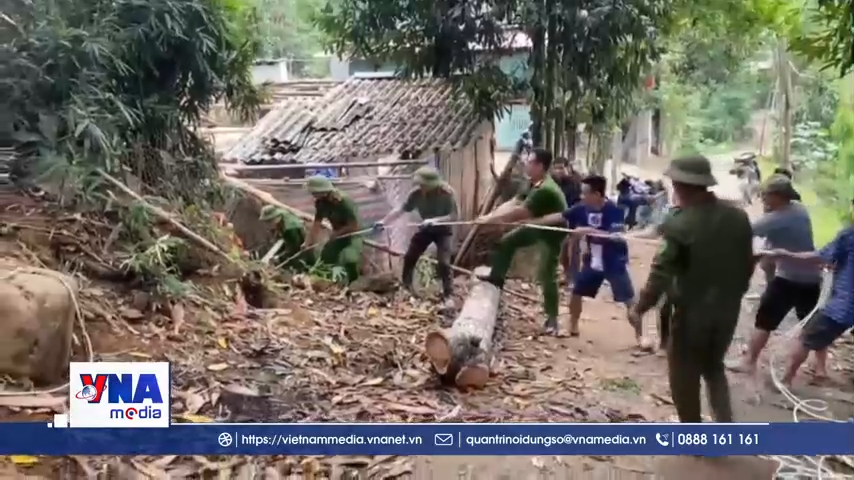 Khắc phục hậu quả do mưa lớn, dông lốc tại Lào Cai