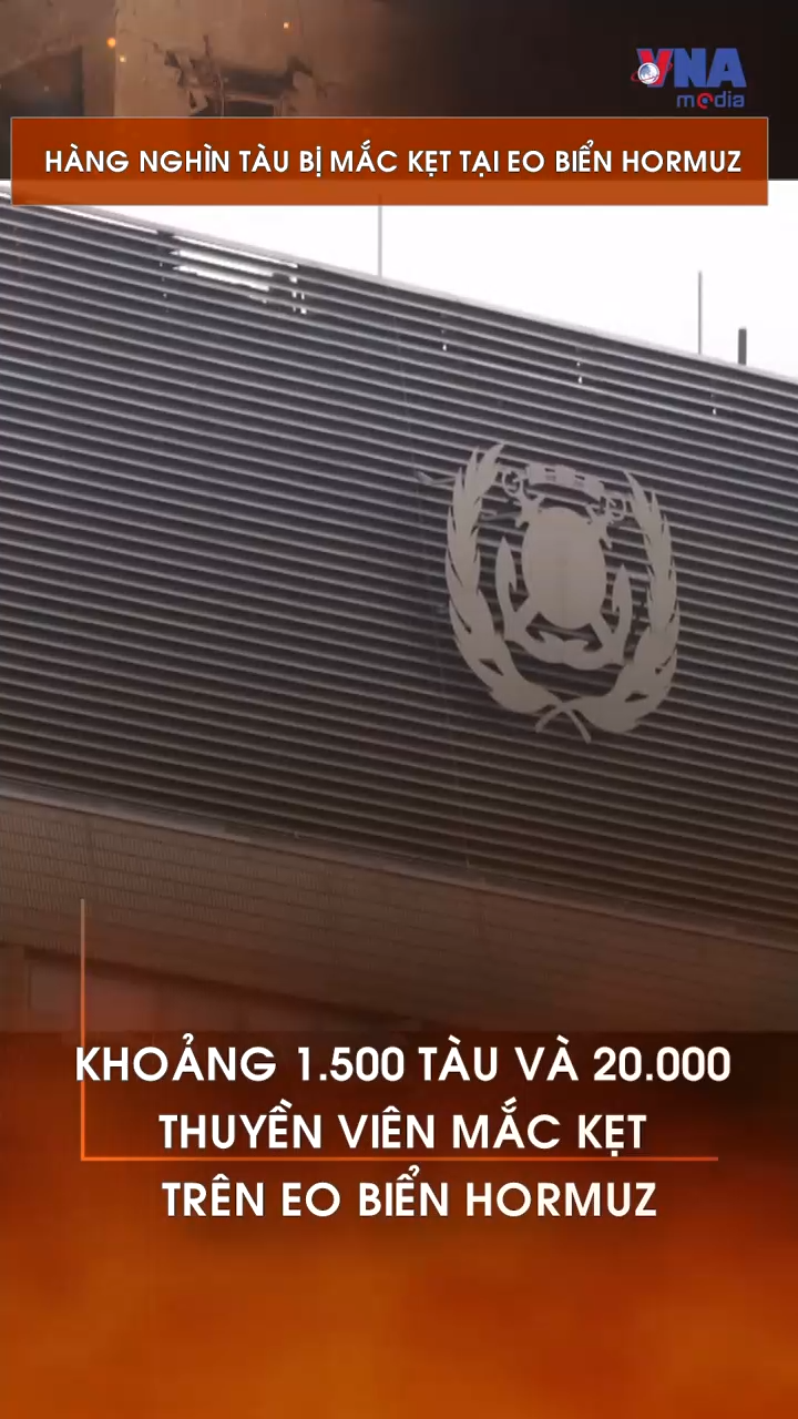 Hàng nghìn tàu bị mắc kẹt tại eo biển Hormuz