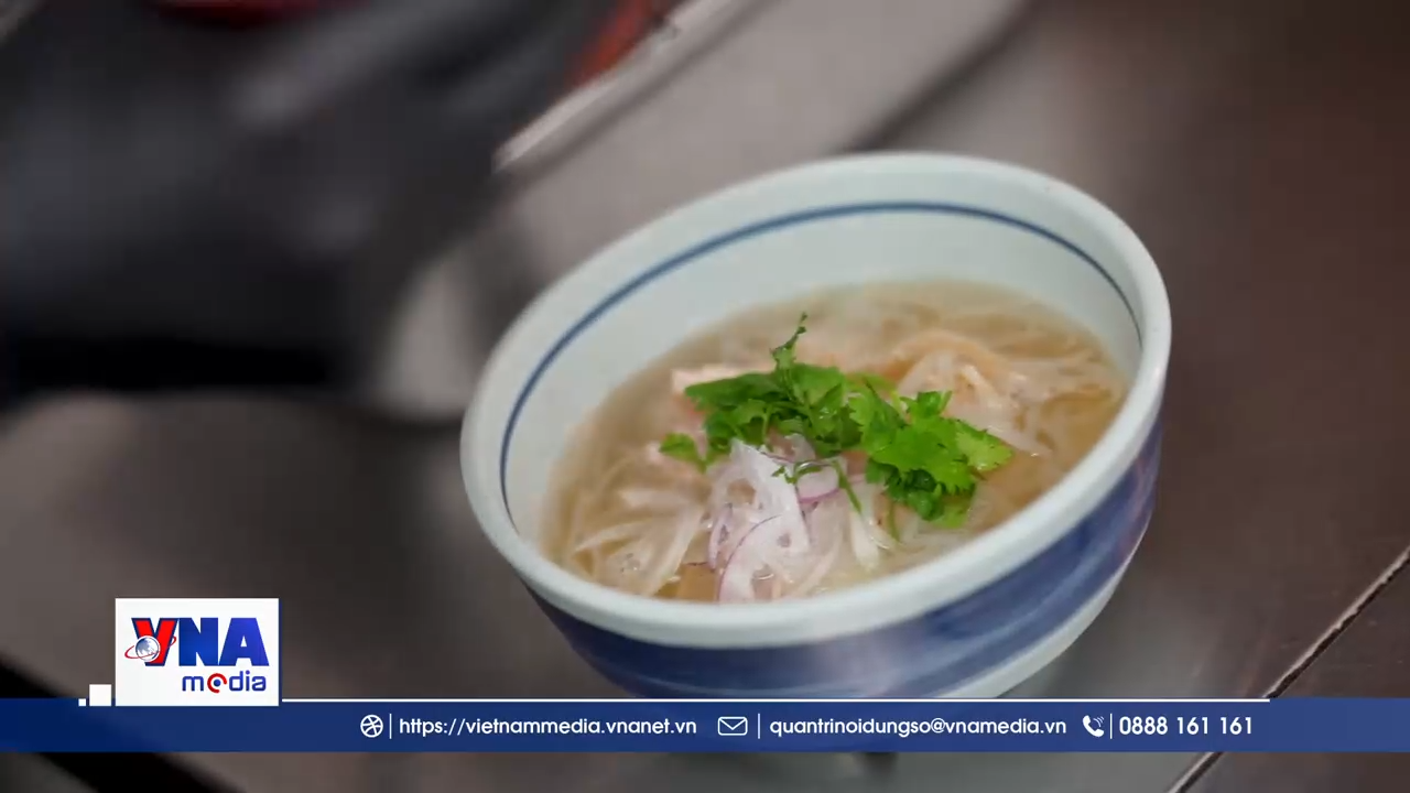 Phở Việt Nam chinh phục sinh viên Nhật Bản