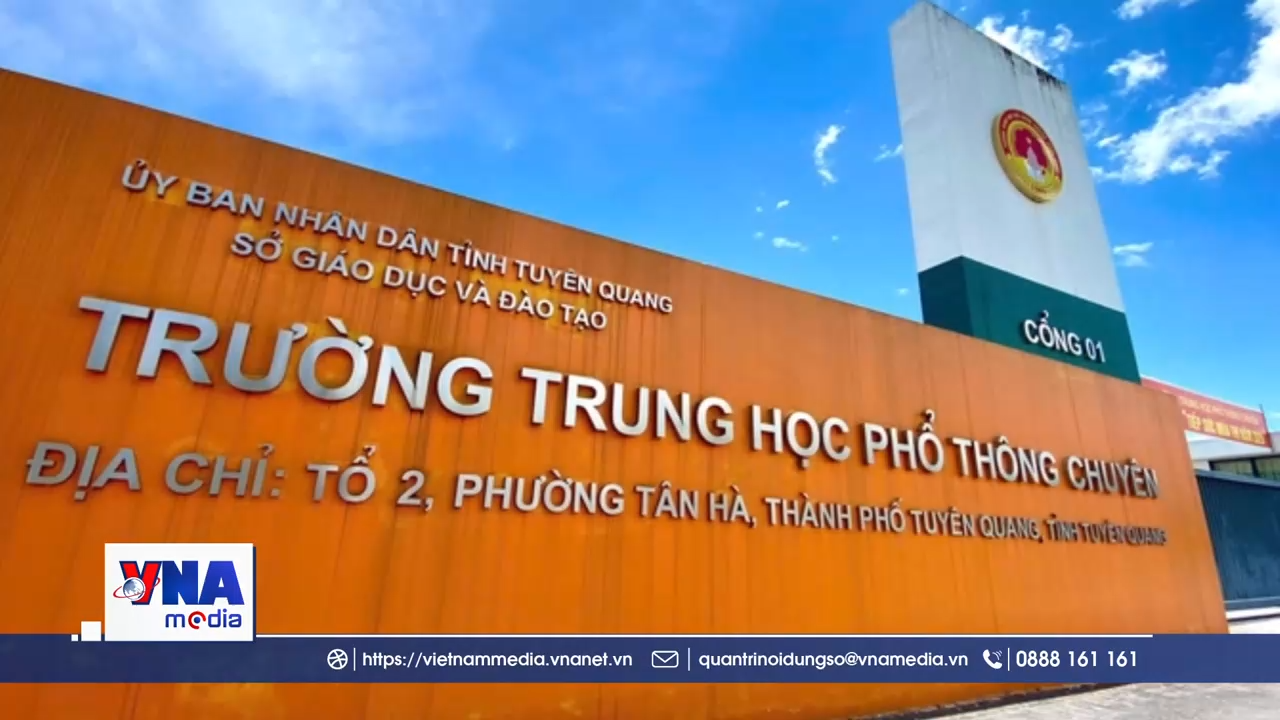 Khởi tố thêm 1 giáo viên Trường THPT Chuyên Tuyên Quang