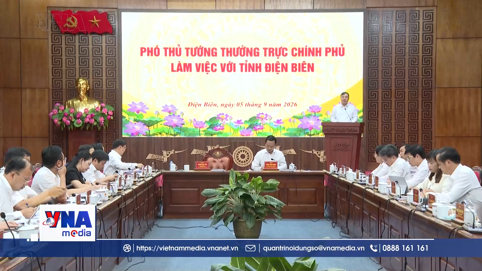 Phó Thủ tướng Thường trực Chính phủ làm việc với tỉnh Điện Biên