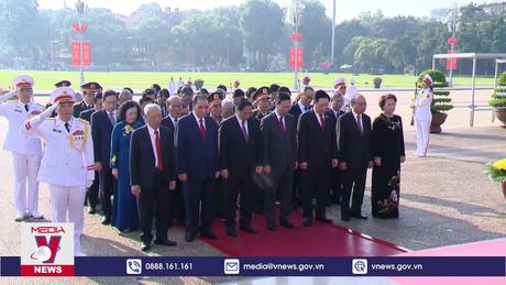 Lãnh đạo Đảng, Nhà nước vào Lăng viếng Chủ tịch Hồ Chí Minh