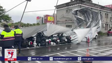 Bão Haikui đổ bộ vào Đài Loan (Trung Quốc)