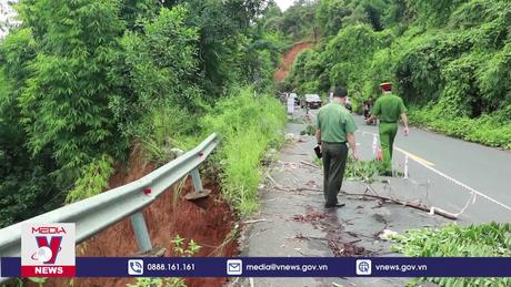 Tuyến đường huyết mạch nối Bình Phước và Lâm Đồng tiếp tục sạt lở nghiêm trọng