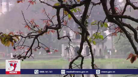 Những khoảnh khắc bình dị đầu thu Hà Nội