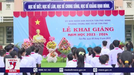 Trưởng Ban Tuyên giáo Trung ương dự khai giảng tại Tiền Giang