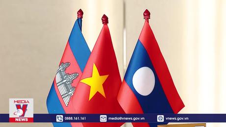 Thủ tướng Việt Nam – Lào – Campuchia cùng ăn sáng, làm việc