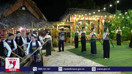 Tạo sinh kế bền vững cho đồng bào từ mô hình du lịch cộng đồng