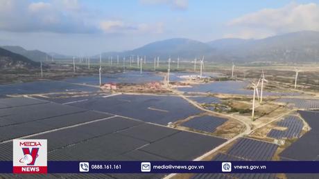 Địa phương tự chọn dự án điện mặt trời, điện gió