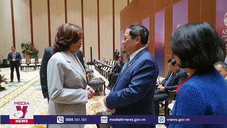 Thủ tướng gặp Phó Tổng thống Hoa Kỳ