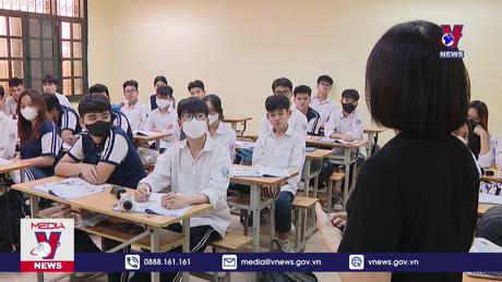 Xung quanh hai phương án thi tốt nghiệp 2025 