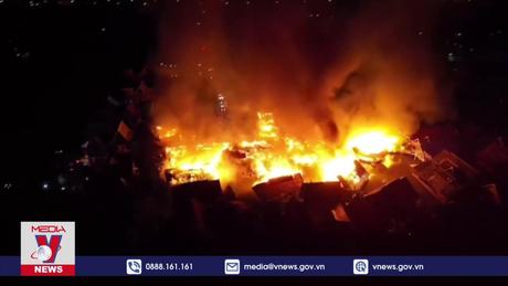 Cháy chợ nổi du lịch ở Pattaya (Thái Lan)
