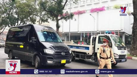 Siết chặt xe hợp đồng trá hình 