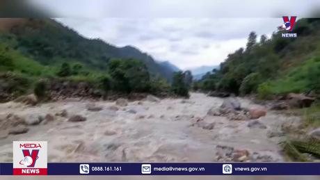 Lũ ống bất ngờ, làm 7 người chết và mất tích tại Sa Pa, Bát Xát