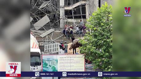 Sập giàn giáo khiến 1 người bị thương tại Quảng Bình