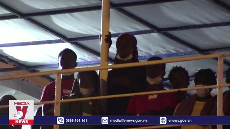 Italy kêu gọi EU hỗ trợ giải quyết vấn đề người di cư