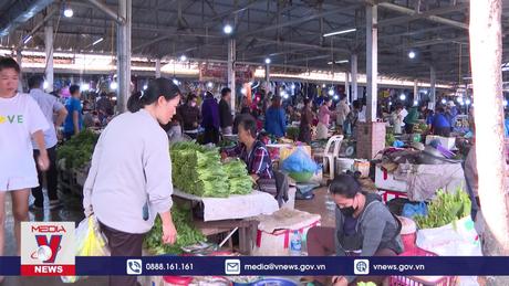 Lào đề xuất cấm nhập khẩu nông sản