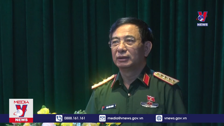 Bộ trưởng Quốc phòng tiếp xúc cử tri tại Thái Nguyên