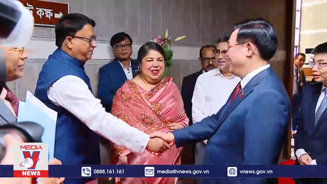 Chủ tịch Quốc hội hội đàm với Chủ tịch Quốc hội Bangladesh