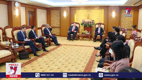 Trưởng ban Kinh tế Trung ương tiếp Tổng giám đốc BIS