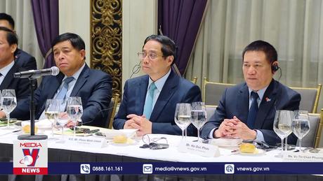 Thủ tướng tọa đàm với các quỹ đầu tư Hoa Kỳ