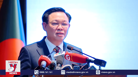 Chủ tịch Quốc hội dự Diễn đàn đầu tư Việt Nam -Bangladesh