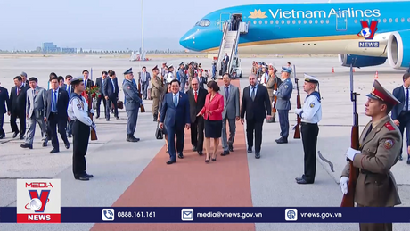 Chủ tịch Quốc hội đến Thủ đô Sofia, bắt đầu thăm chính thức Bulgaria